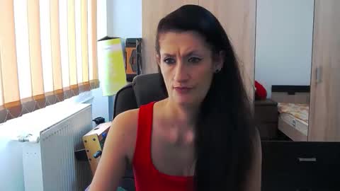 Snapshot of wildbea23 chatting on March 2026 07:25:02 AM Bea online show from March 2026 07:25:02 AM