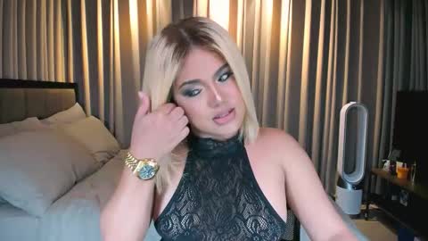 BELLA online show from November 2025 07:19:01 AM