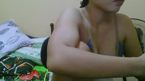 Snapshot of wildcamille chatting on January 2025 06:52:01 AM camille online show from January 2025 06:52:01 AM