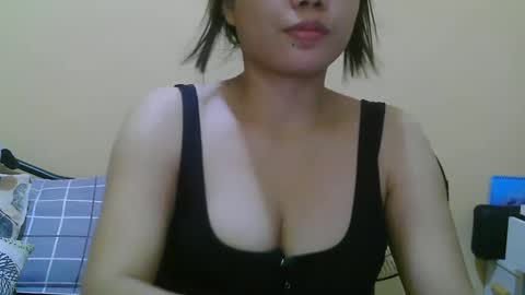 Snapshot of wildcamille chatting on February 2025 03:20:01 AM camille online show from February 2025 03:20:01 AM