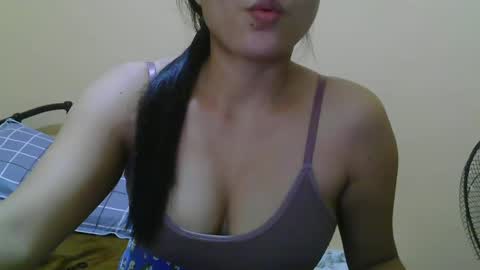 Snapshot of wildcamille chatting on February 2025 09:56:02 AM camille online show from February 2025 09:56:02 AM