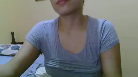 Snapshot of wildcamille chatting on February 2025 09:17:02 AM camille online show from February 2025 09:17:02 AM