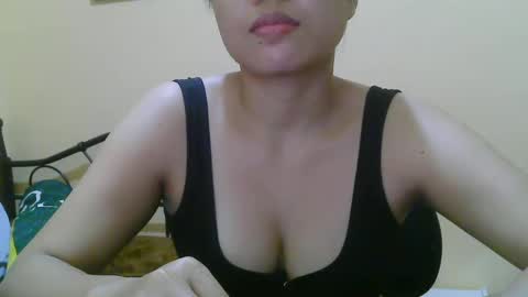 Snapshot of wildcamille chatting on February 2025 02:53:01 AM camille online show from February 2025 02:53:01 AM