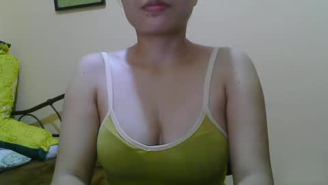 Snapshot of wildcamille chatting on March 2025 05:09:01 AM camille online show from March 2025 05:09:01 AM