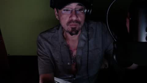 Snapshot of wildealexyz chatting on December 2024 03:52:01 AM WildeAlex online show from December 2024 03:52:01 AM