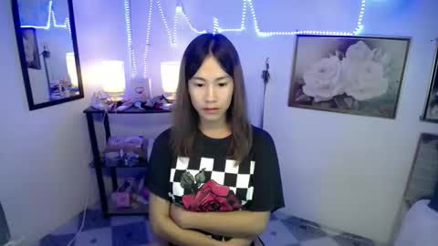 Snapshot of wildflowermitch chatting on November 2025 05:02:02 PM Mitch online show from November 2025 05:02:02 PM