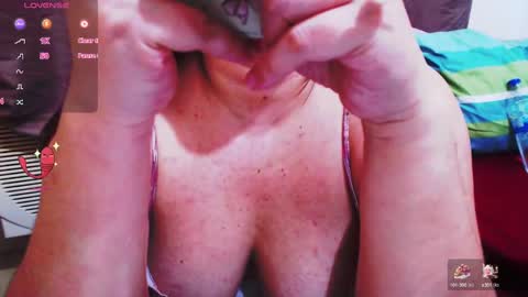 wildhotasianx online show from December 2024 07:40:01 AM