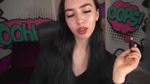 Alena online show from September 2025 05:52:02 AM