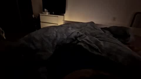 wildmike93 online show from October 2025 08:30:02 PM