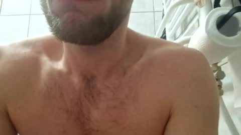 wildmike93 online show from December 2025 07:05:01 AM