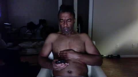 wildnight007 online show from January 2025 09:39:02 PM