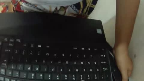 Snapshot of wildpoohkhaye chatting on February 2026 03:48:02 AM wildpoohkhaye online show from February 2026 03:48:02 AM