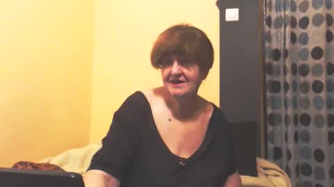 WildRedCat online show from April 2026 07:16:02 PM