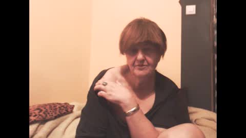 WildRedCat online show from May 2026 09:09:02 PM