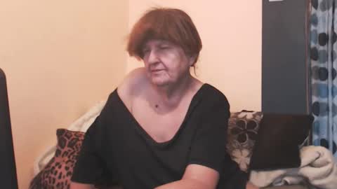 WildRedCat online show from May 2026 04:15:02 PM