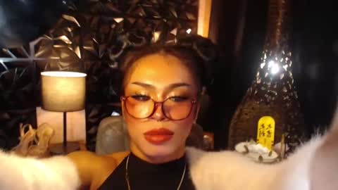 Snapshot of wildroxie chatting on February 2025 04:18:02 AM ROXIE online show from February 2025 04:18:02 AM