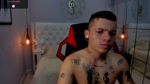 wild online show from October 2025 03:39:02 AM