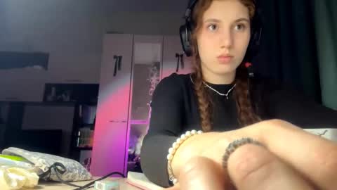 Alice online show from March 2026 06:33:01 PM