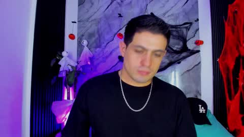 William Steel online show from October 2025 03:56:02 AM