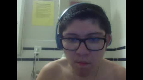 Snapshot of williamfuentes200 chatting on September 2025 06:17:02 AM William online show from September 2025 06:17:02 AM