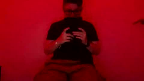 Snapshot of williamfuentes200 chatting on May 2026 01:01:01 AM William online show from May 2026 01:01:01 AM