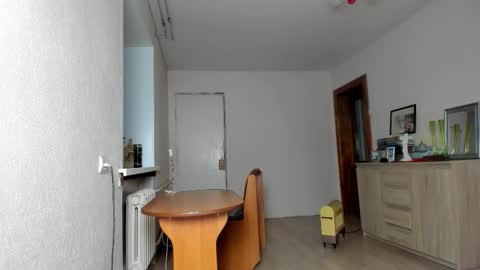 Wilhelmina better Willy online show from September 2025 05:03:02 PM