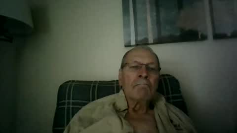 Snapshot of willnedoher chatting on May 2026 12:23:02 PM Willhedoher online show from May 2026 12:23:02 PM