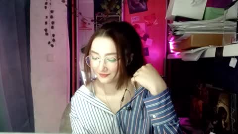 Phoebe online show from March 2026 08:59:02 PM