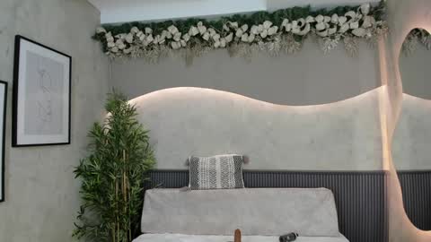 Snapshot of willow_hendrix chatting on December 2024 05:59:02 PM Ms Willow online show from December 2024 05:59:02 PM