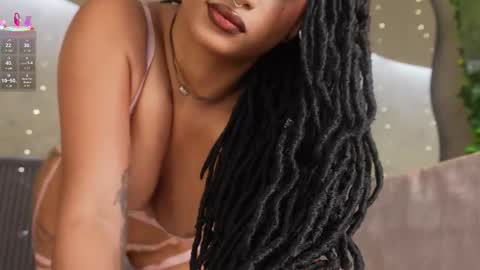 Snapshot of willow_hendrix chatting on November 2025 02:41:02 PM Ms Willow online show from November 2025 02:41:02 PM