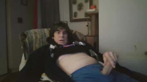 Snapshot of willtie26 chatting on February 2025 01:24:02 AM willtie26 online show from February 2025 01:24:02 AM