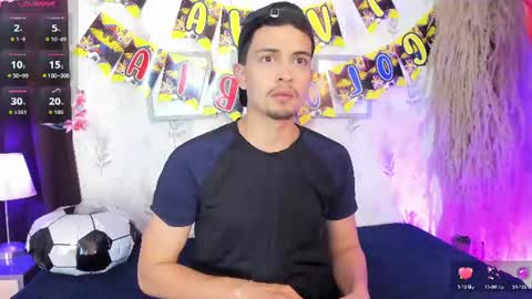 Snapshot of willy_diamond chatting on June 2026 07:27:01 PM Willy Diamond online show from June 2026 07:27:01 PM