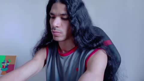 Snapshot of willy_veins chatting on May 2026 06:46:02 PM willy_veins online show from May 2026 06:46:02 PM
