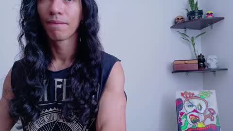 Snapshot of willy_veins chatting on June 2026 07:47:01 PM willy_veins online show from June 2026 07:47:01 PM