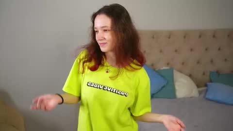 Snapshot of wilmavitanza chatting on September 2025 04:23:01 AM for u Alise online show from September 2025 04:23:01 AM