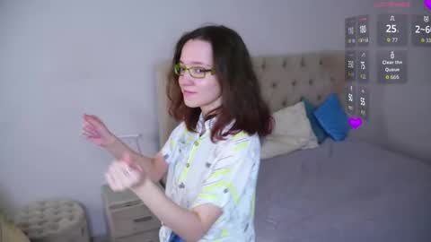 Snapshot of wilmavitanza chatting on October 2025 04:48:02 AM for u Alise online show from October 2025 04:48:02 AM