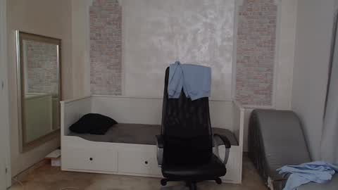 Snapshot of wilsonjules chatting on January 2025 05:05:02 PM WilsonJules online show from January 2025 05:05:02 PM