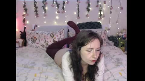 Eevie online show from April 2026 08:54:02 PM
