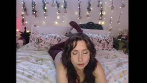 Eevie online show from May 2026 10:18:02 PM