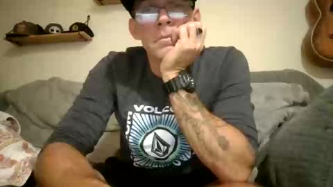 wingnutt765733 online show from December 2025 07:17:01 AM