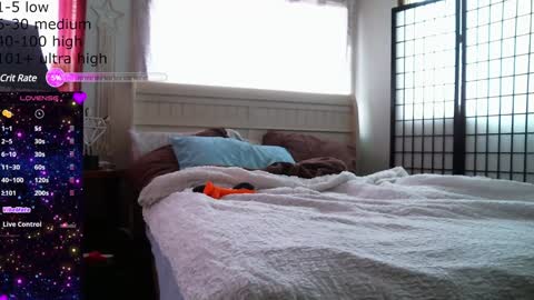 Snapshot of winnieatplay chatting on January 2025 08:10:02 PM Winnie online show from January 2025 08:10:02 PM