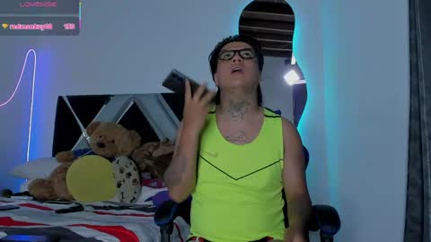 winniepooh_69 online show from April 2026 05:03:01 AM