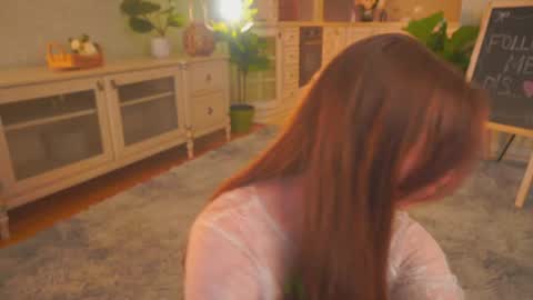 Lillian online show from May 2026 03:25:02 AM