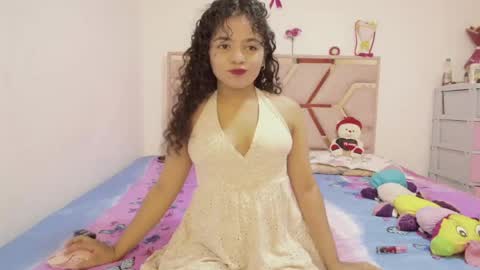 Snapshot of winnifer_gonzalez chatting on May 2026 03:46:01 AM Winnifer Gonzalez online show from May 2026 03:46:01 AM