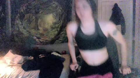 Snapshot of winter123137 chatting on December 2024 01:05:01 AM Winter online show from December 2024 01:05:01 AM