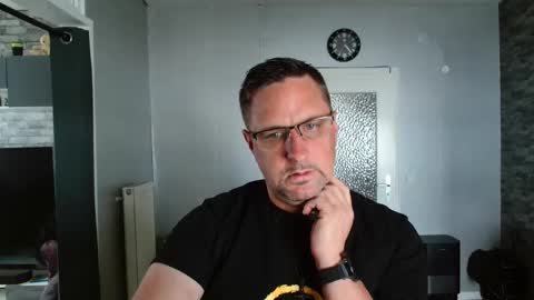 Snapshot of wirzwei8883 chatting on May 2026 02:23:01 PM Dirty online show from May 2026 02:23:01 PM