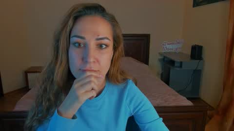 Snapshot of wise_ava chatting on March 2026 09:29:02 PM Sarah Curly online show from March 2026 09:29:02 PM