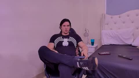 Snapshot of wiston_cox chatting on March 2026 01:14:02 PM Wiston online show from March 2026 01:14:02 PM