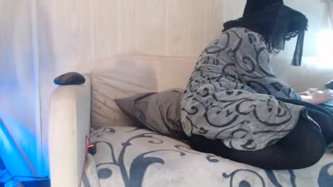 Snapshot of witchbitchmommy chatting on February 2025 03:53:02 PM witchbitchmommy online show from February 2025 03:53:02 PM