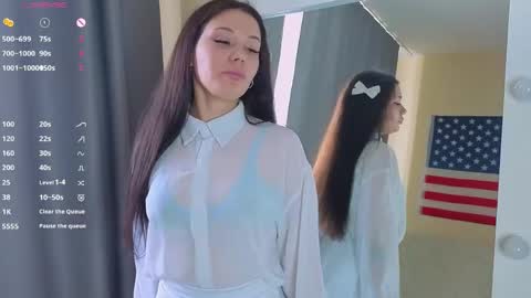 Snapshot of withloveeva chatting on May 2026 07:02:02 AM Eva online show from May 2026 07:02:02 AM